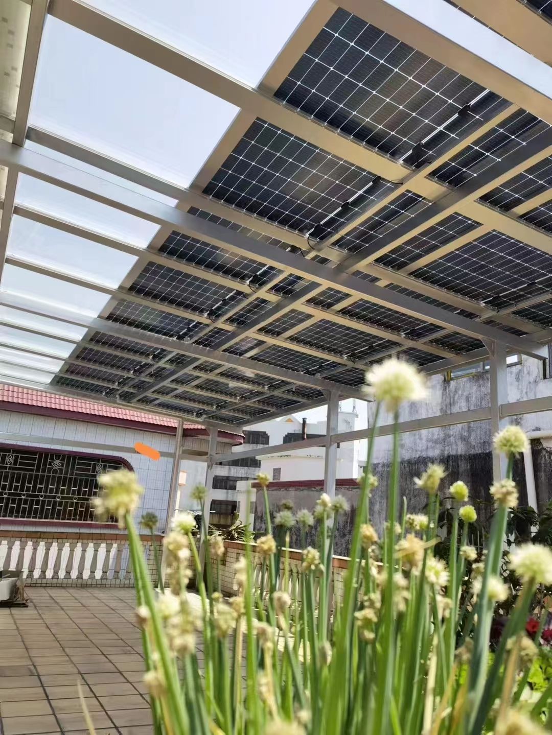 余姚别墅家用屋顶太阳能发电系统安装
